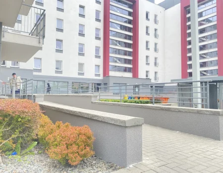 Unicka3 dziedziniec 3