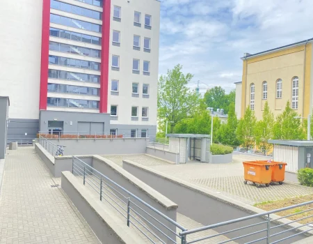 Unicka3 dziedziniec 5